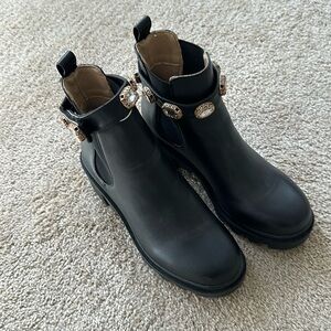 Steve Madden Black booties